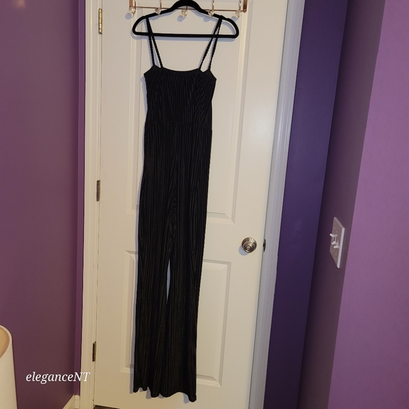 Pretty Little Thing Black Striped Textered Jumpsuit Sz: 14 - Picture 7 of 10